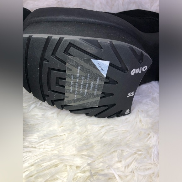 UGG Black Platform Boots size 8 NWOT - Picture 10 of 13